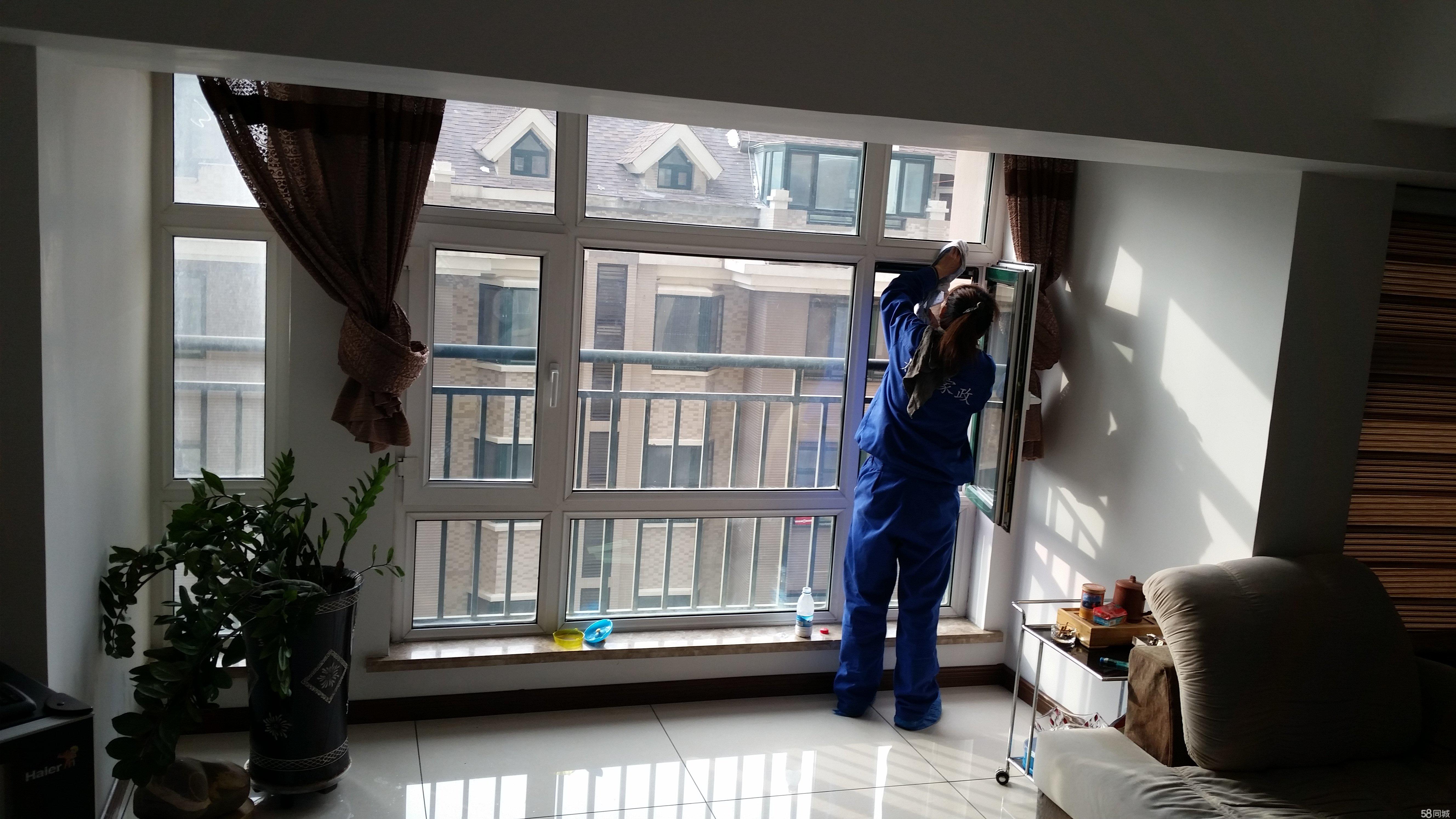 大慶保潔公司服務(wù)全面解析 價(jià)格與服務(wù)項(xiàng)目一覽